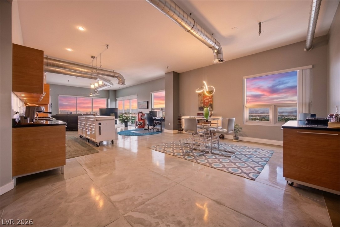 200 Hoover Avenue 1809 Las Vegas NV 89101