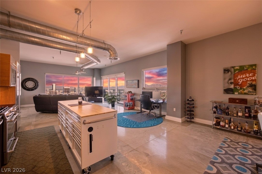 200 Hoover Avenue 1809 Las Vegas NV 89101