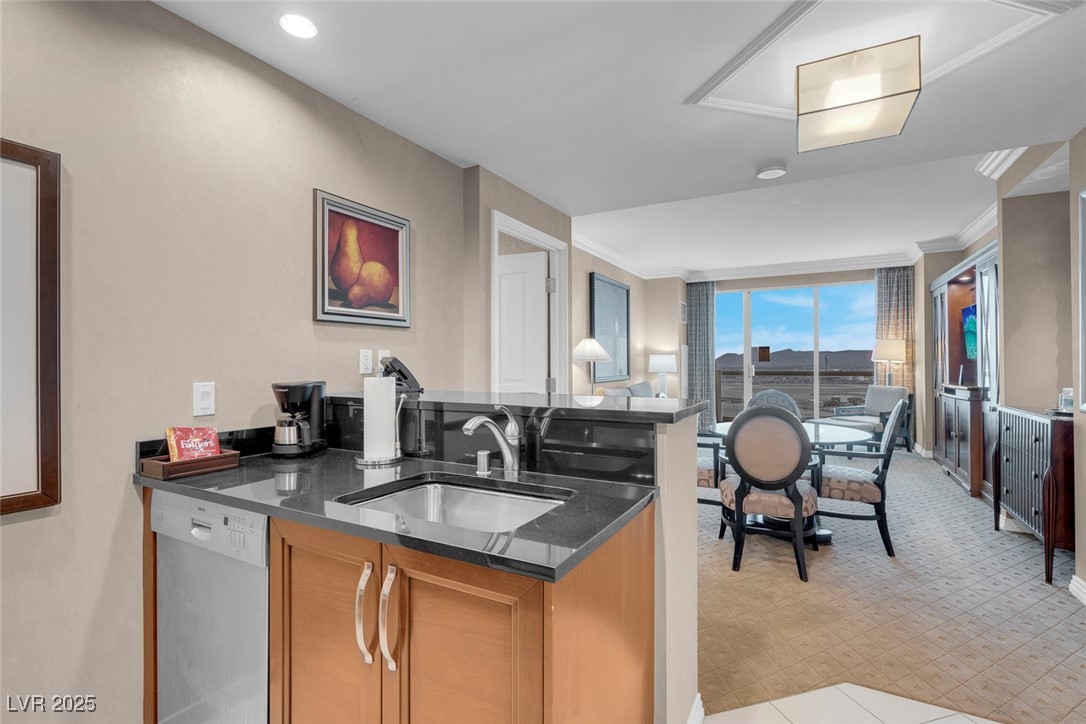 145 Harmon Avenue 1908 Las Vegas NV 89109