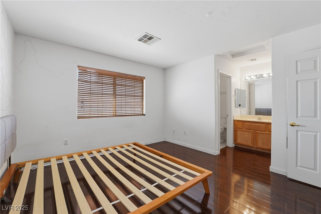 5330 Portavilla Court 203 Las Vegas NV 89122