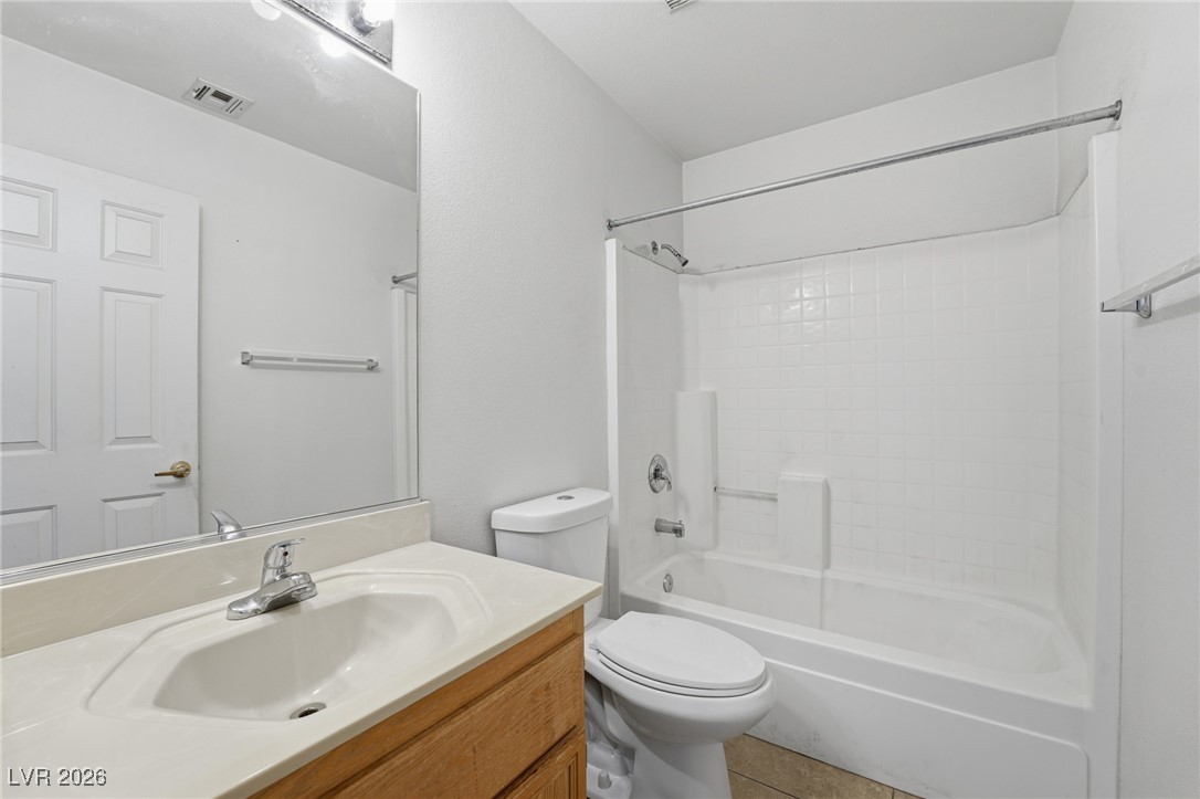 5330 Portavilla Court 203 Las Vegas NV 89122