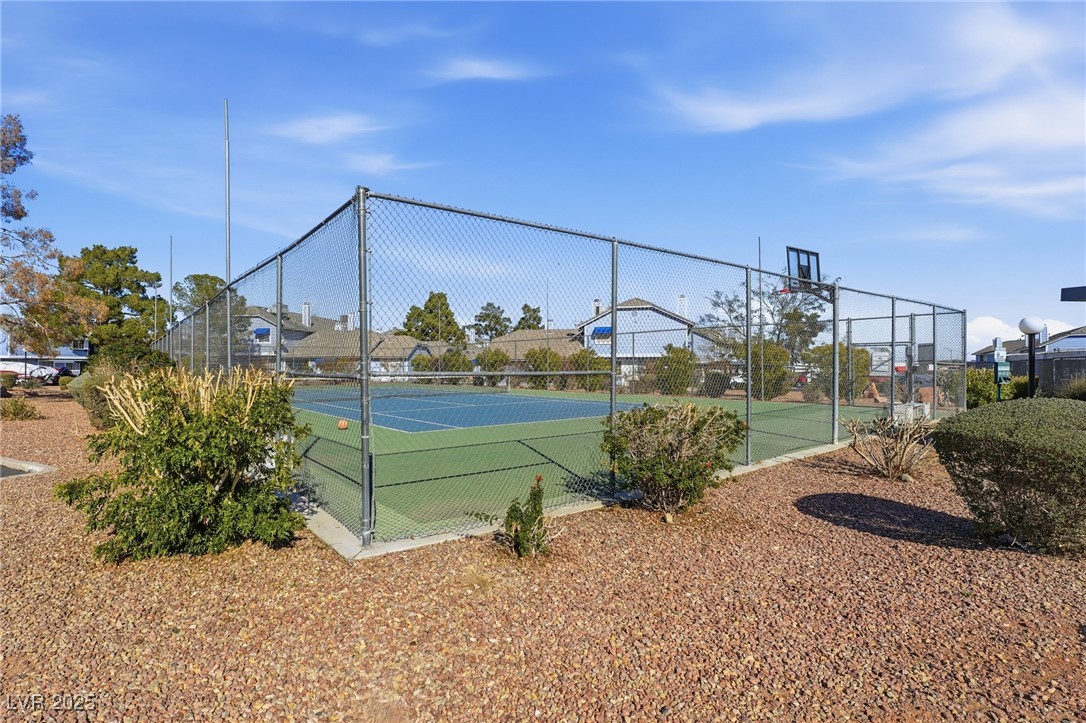 5330 Portavilla Court 203 Las Vegas NV 89122