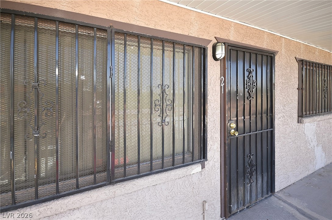 3720 Royal Crest Street 21 Las Vegas NV 89119