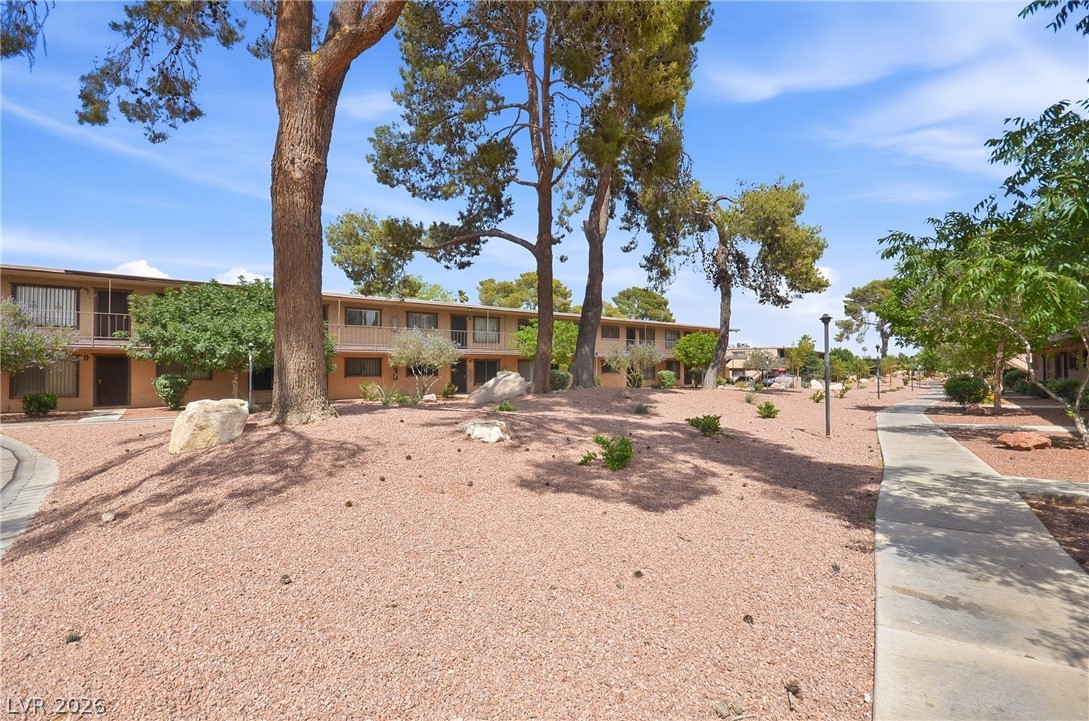 3720 Royal Crest Street 21 Las Vegas NV 89119