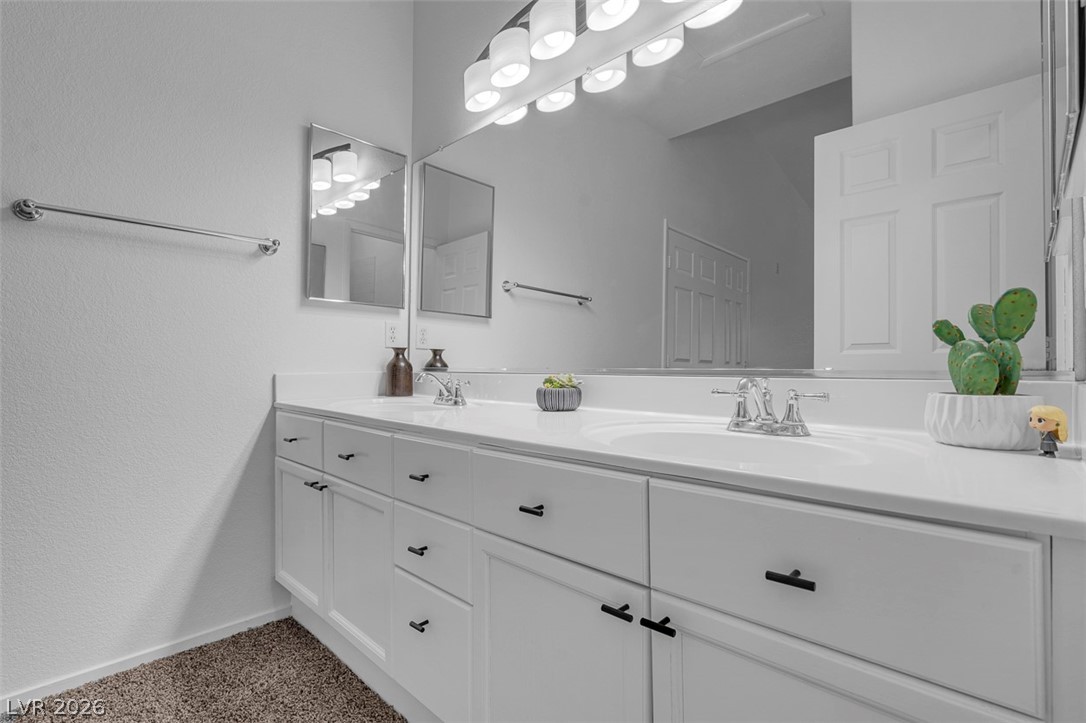 353 Amber Pine Street 203 Las Vegas NV 89144