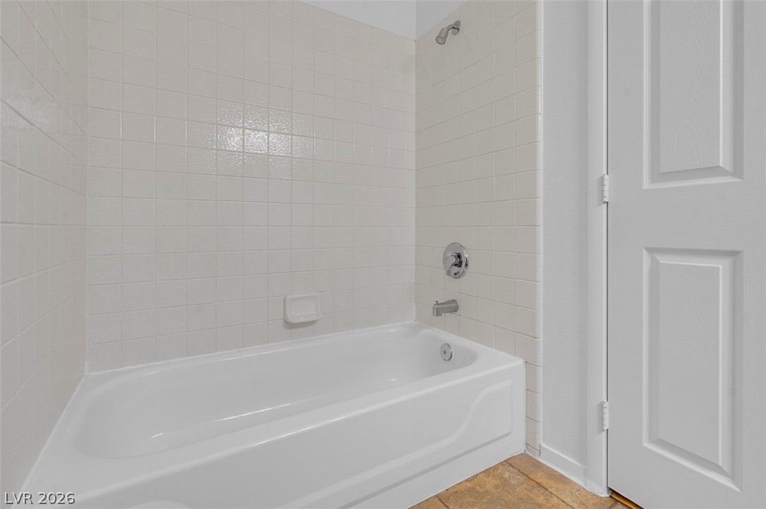 353 Amber Pine Street 203 Las Vegas NV 89144
