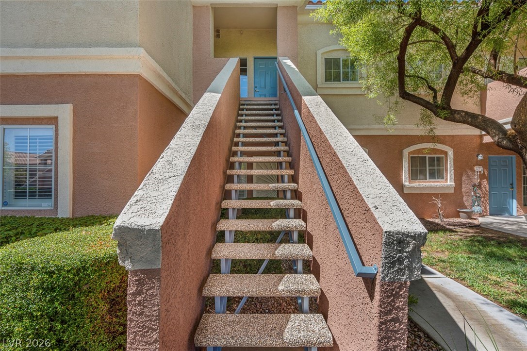 353 Amber Pine Street 203 Las Vegas NV 89144