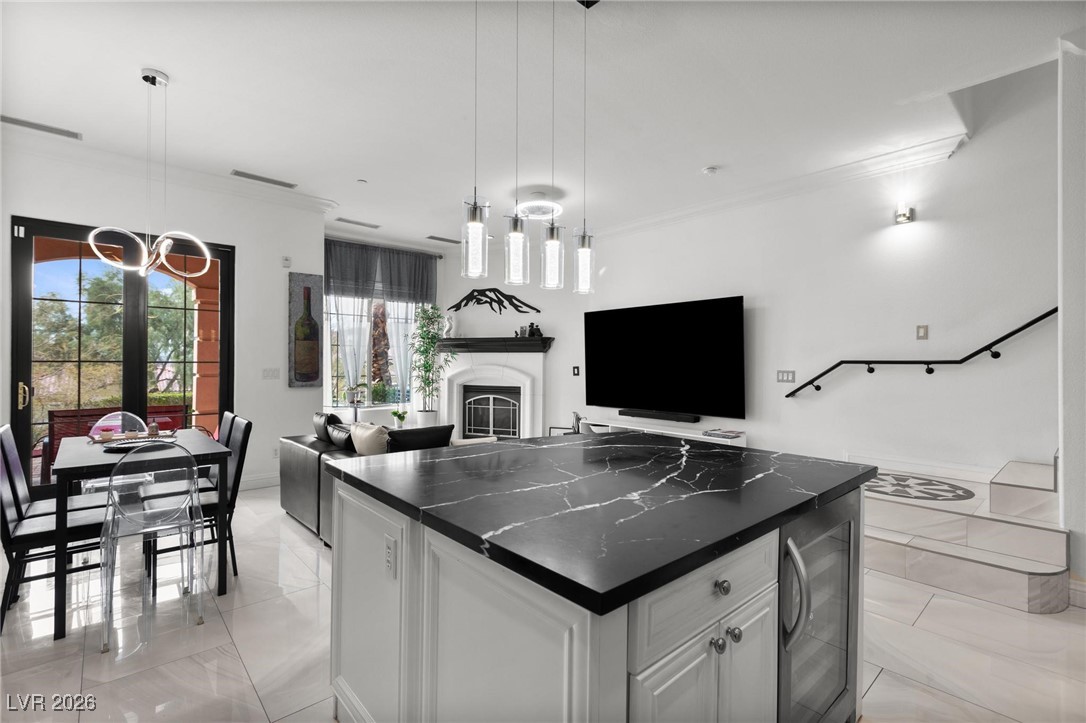 30 Via Vasari 102 Henderson NV 89011