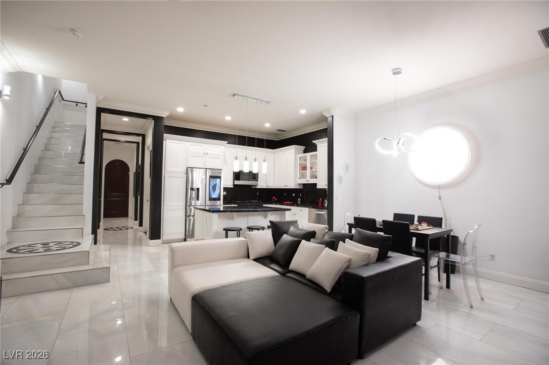 30 Via Vasari 102 Henderson NV 89011