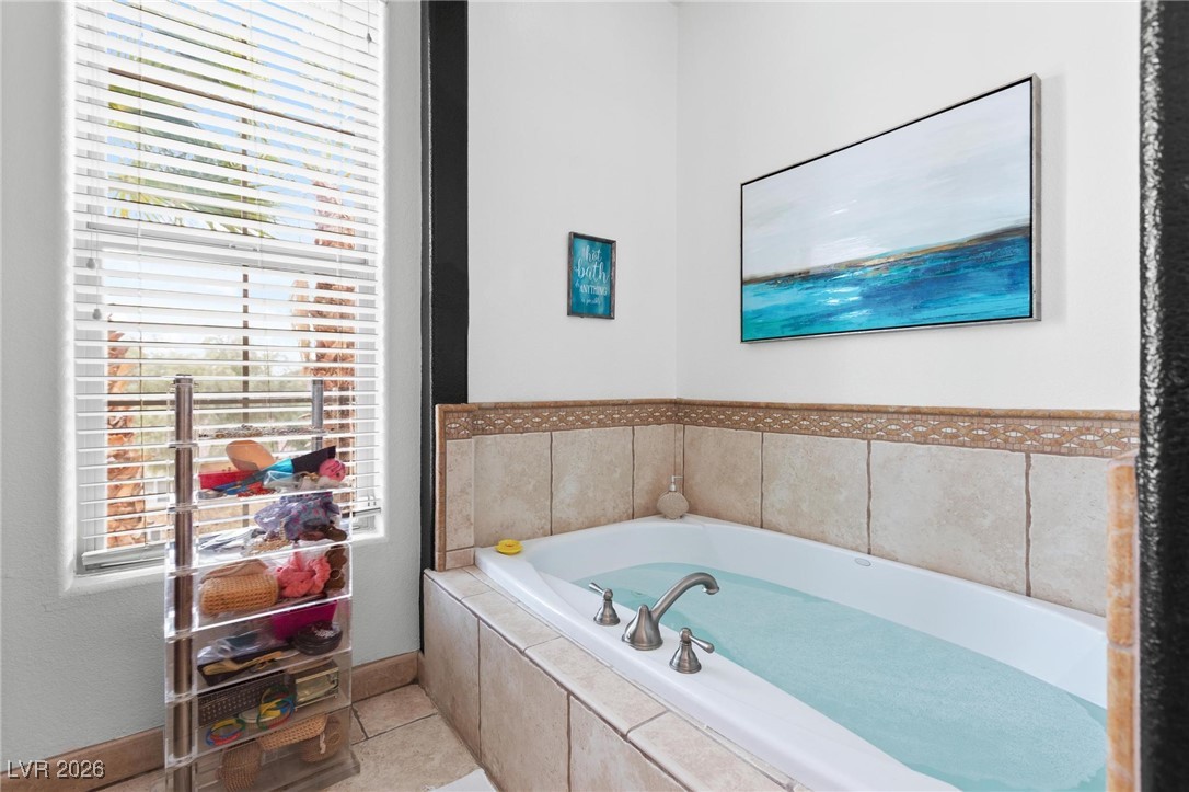 30 Via Vasari 102 Henderson NV 89011