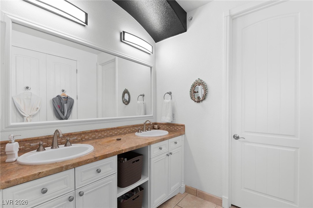 30 Via Vasari 102 Henderson NV 89011