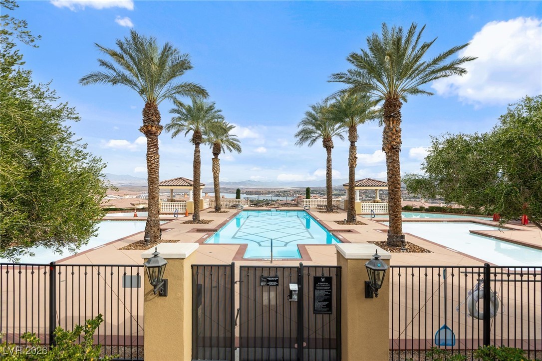 30 Via Vasari 102 Henderson NV 89011