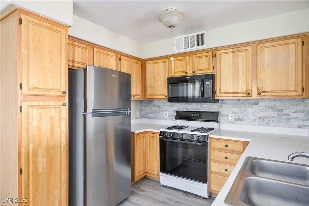 5710 East Tropicana Avenue 2068 Las Vegas NV 89122