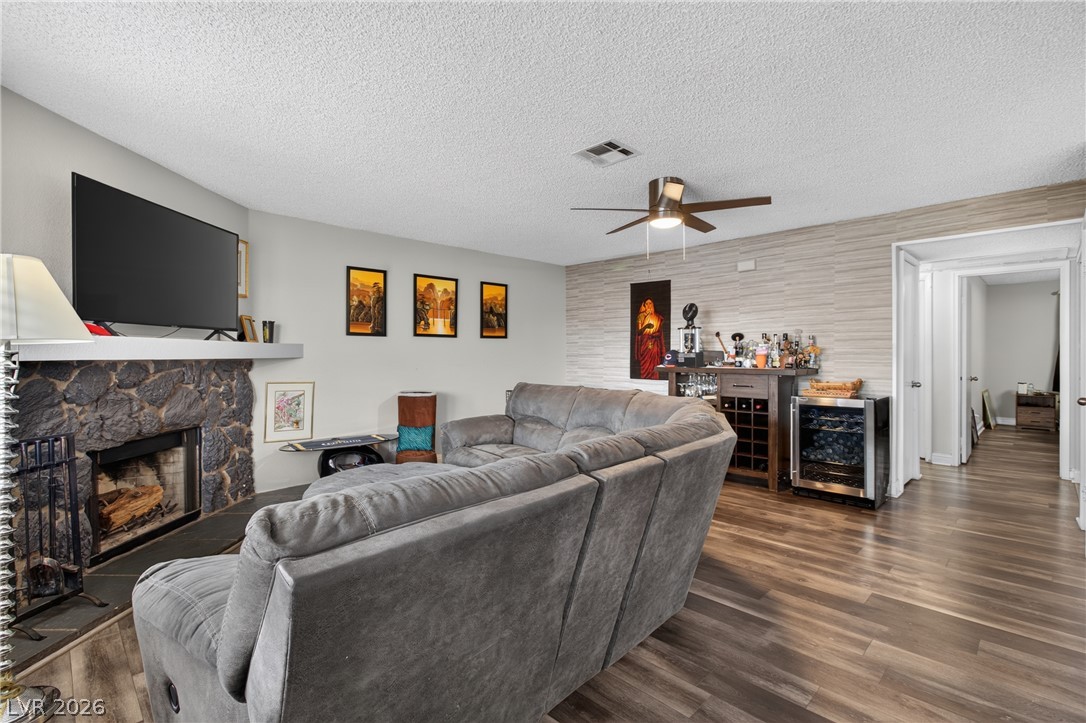 1341 Pinto Rock Lane 202 Las Vegas NV 89128