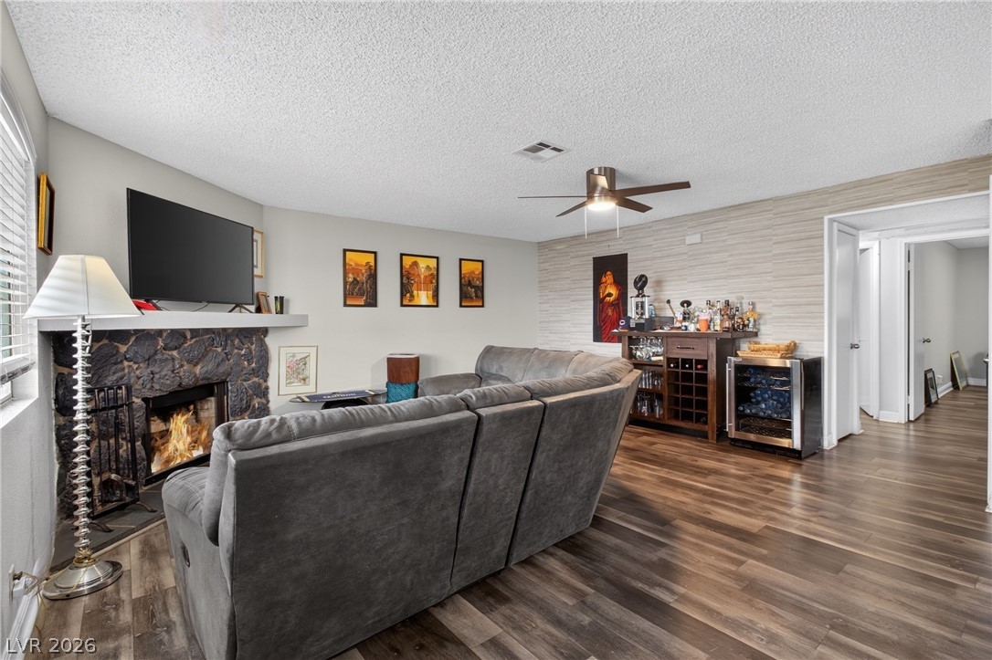 1341 Pinto Rock Lane 202 Las Vegas NV 89128