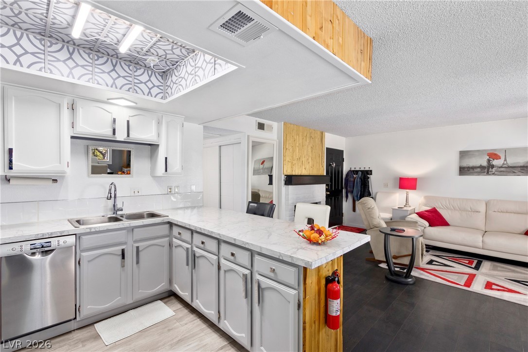 4291 Sanderling Circle 124 Las Vegas NV 89103