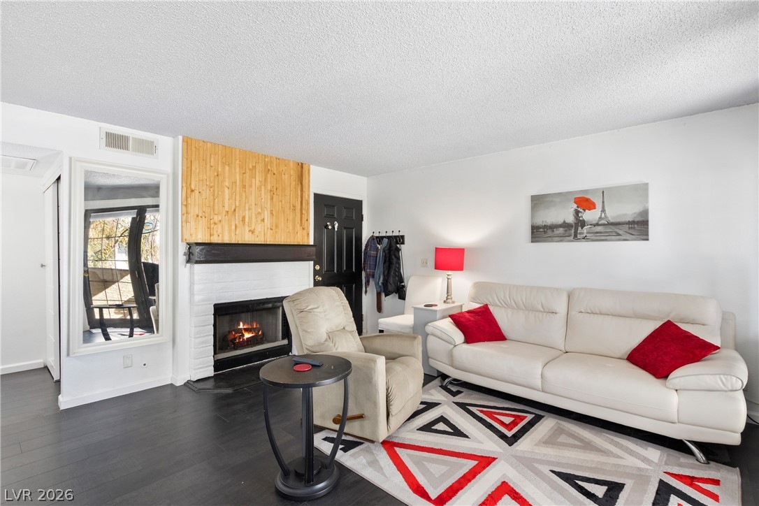 4291 Sanderling Circle 124 Las Vegas NV 89103