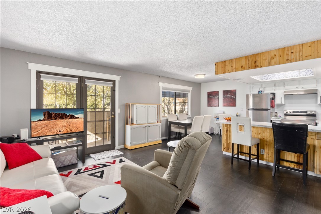 4291 Sanderling Circle 124 Las Vegas NV 89103