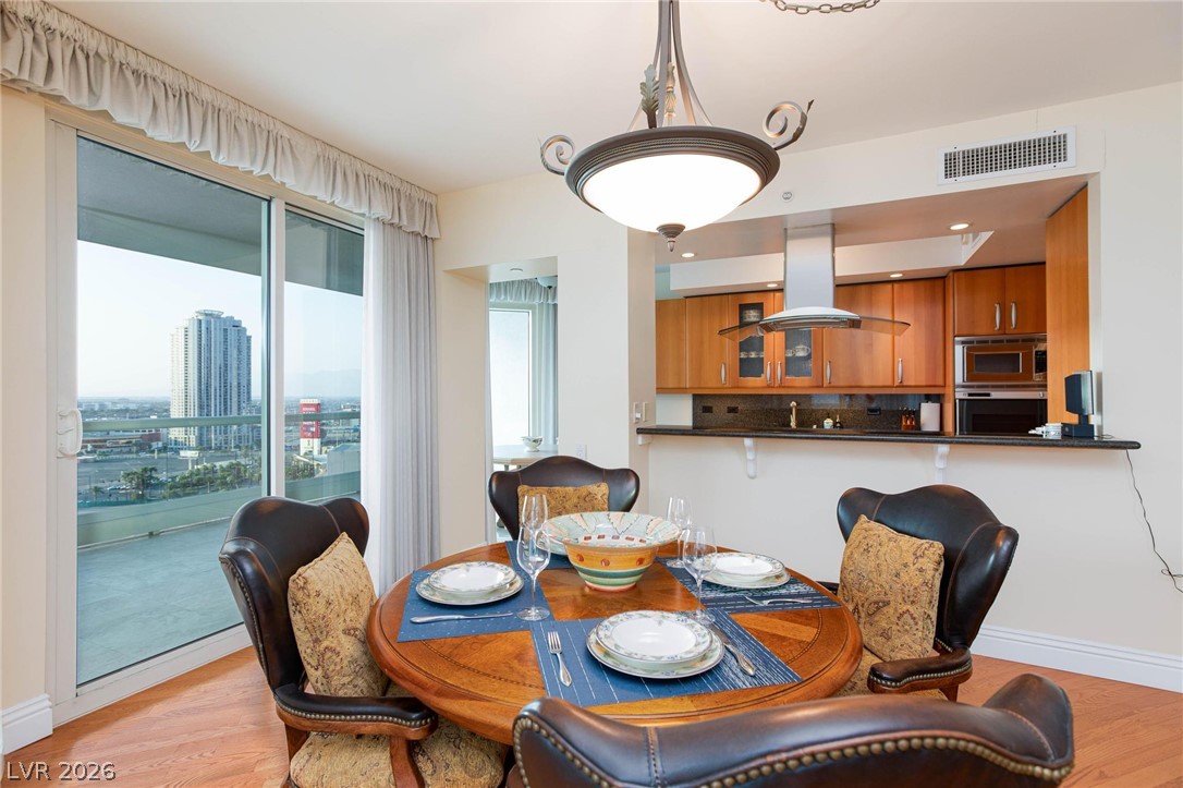 2747 Paradise Road 1706 Las Vegas NV 89109
