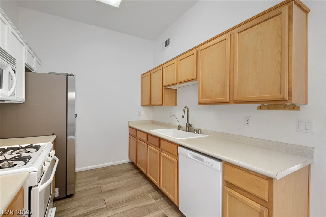 2305 West Horizon Ridge Parkway 3114 Henderson NV 89052