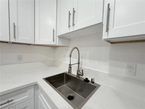 5415 West Harmon Avenue 1006 Las Vegas NV 89103