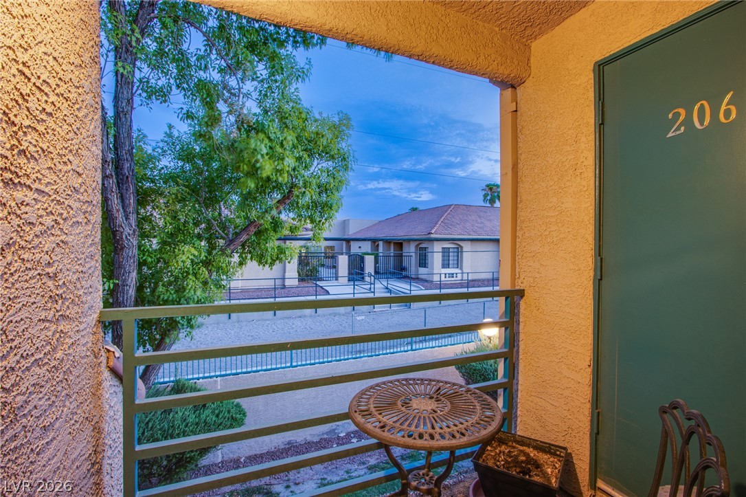 2225 Pine Breeze Lane 206 Las Vegas NV 89119
