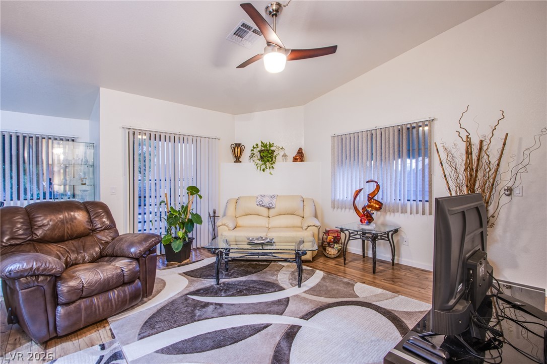 2225 Pine Breeze Lane 206 Las Vegas NV 89119
