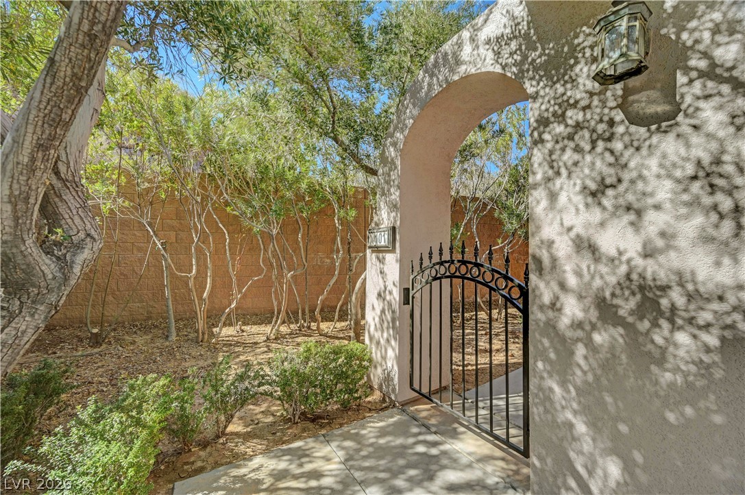 10 Via Visione 101 Henderson NV 89011