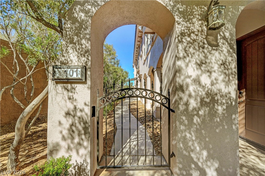 10 Via Visione 101 Henderson NV 89011