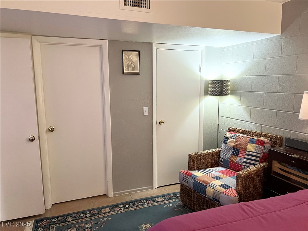 625 South Royal Crest Circle 2 Las Vegas NV 89169