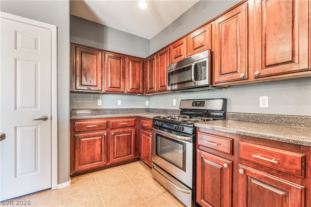 6329 Snap Ridge Street 3 North Las Vegas NV 89081