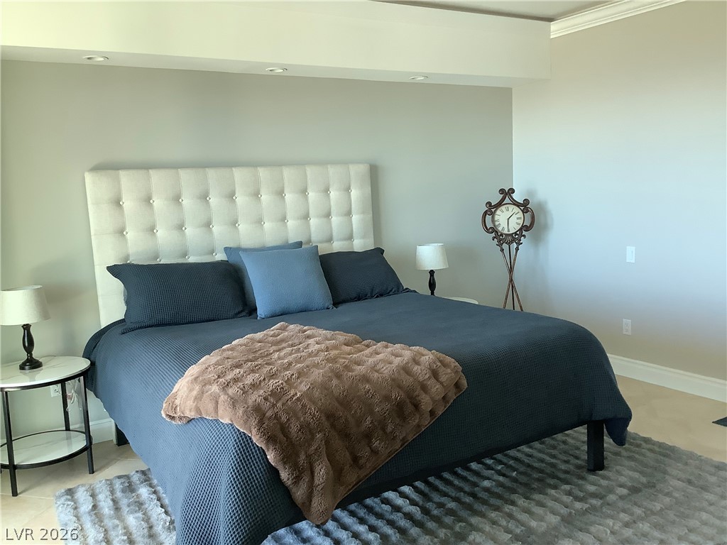 322 Karen Avenue 2501 Las Vegas NV 89109