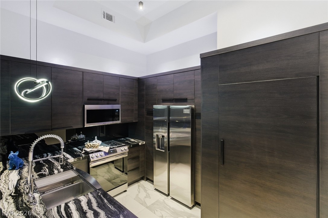 700 Carnegie Street 3422 Henderson NV 89052