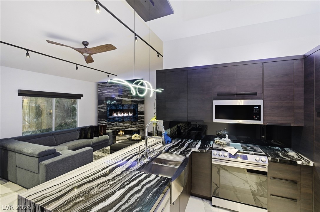 700 Carnegie Street 3422 Henderson NV 89052