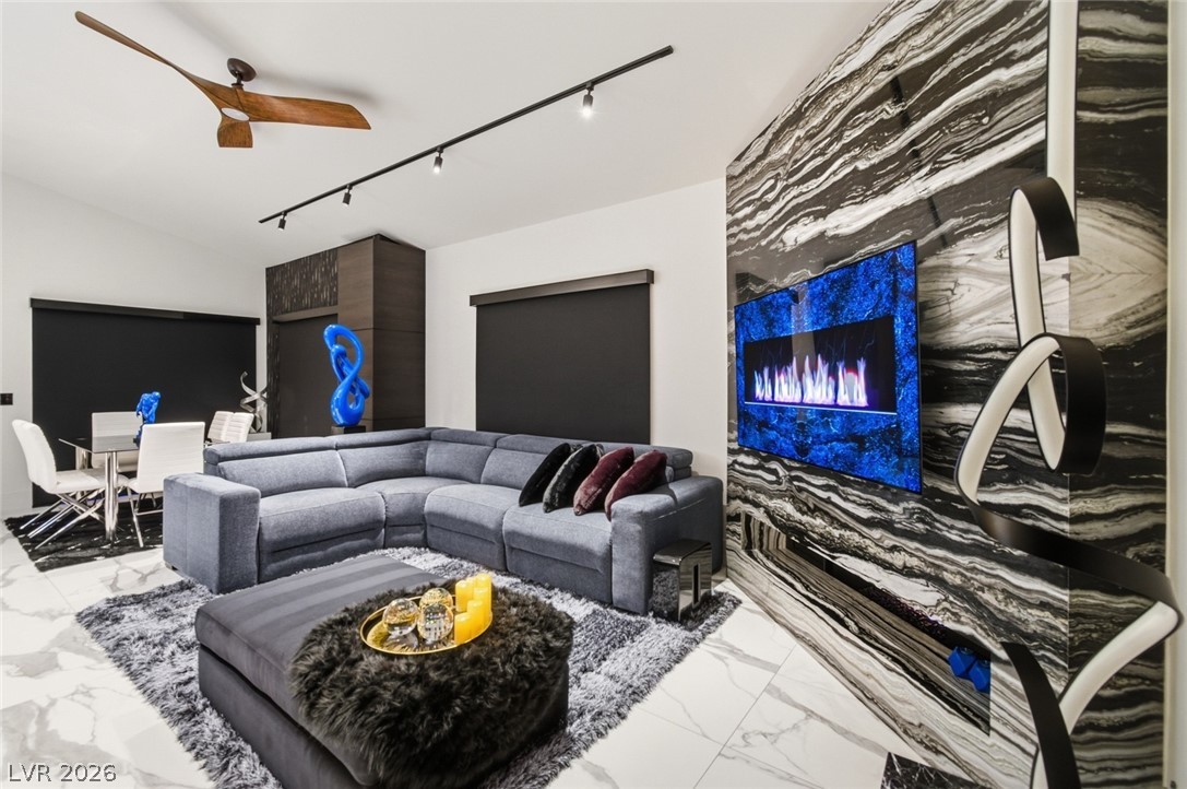 700 Carnegie Street 3422 Henderson NV 89052