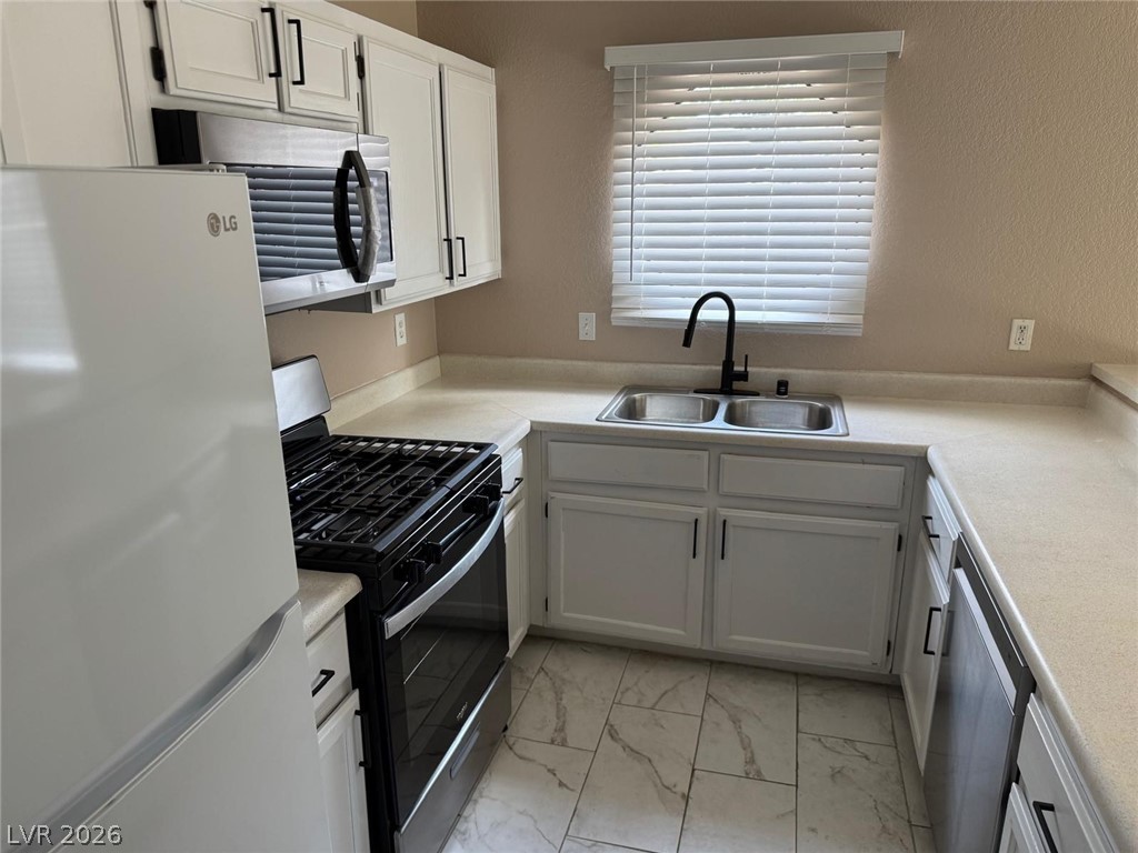 5048 South Rainbow Boulevard 105 Las Vegas NV 89118