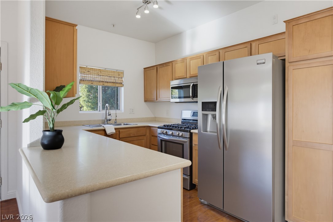 2291 West Horizon Ridge Parkway 13176 Henderson NV 89052