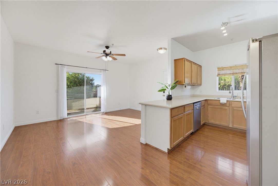 2291 West Horizon Ridge Parkway 13176 Henderson NV 89052