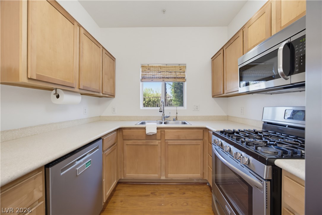 2291 West Horizon Ridge Parkway 13176 Henderson NV 89052