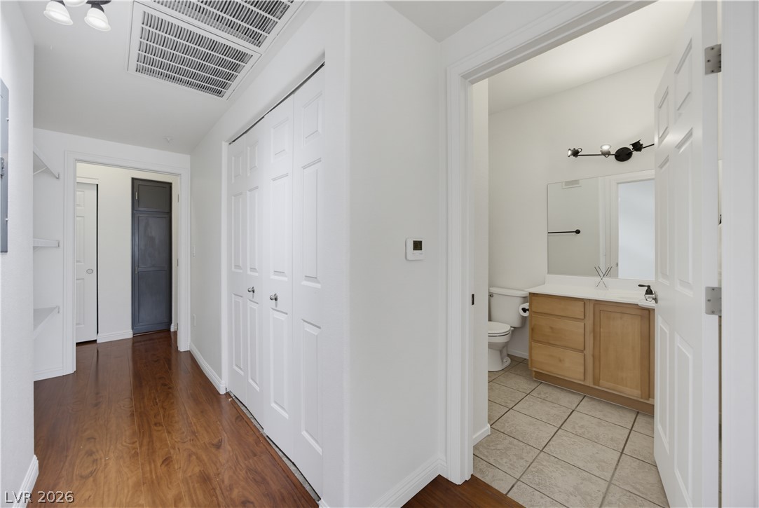 2291 West Horizon Ridge Parkway 13176 Henderson NV 89052