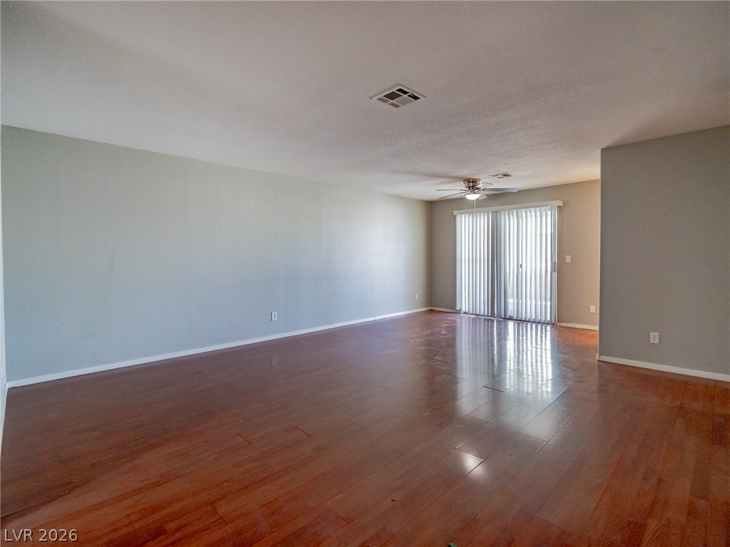 1401 Linnbaker Lane 202 Las Vegas NV 89110