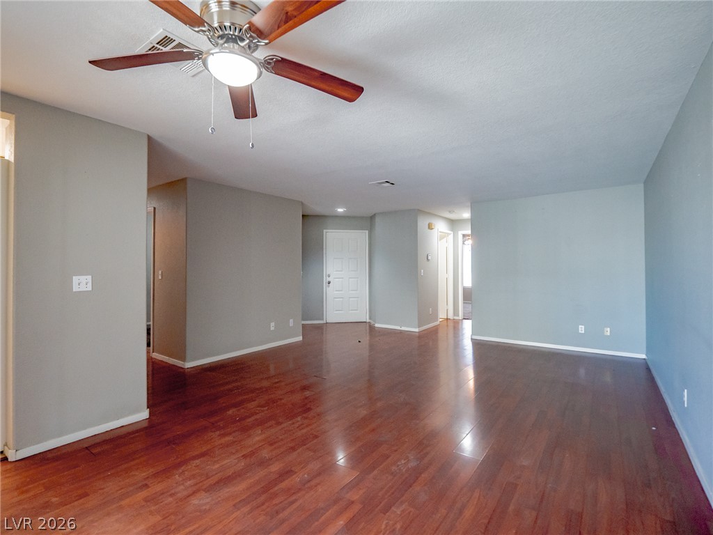 1401 Linnbaker Lane 202 Las Vegas NV 89110