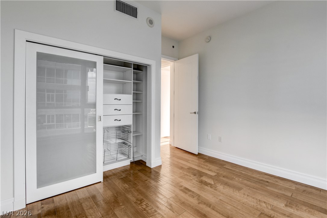 4575 Dean Martin Drive 1212 Las Vegas NV 89103
