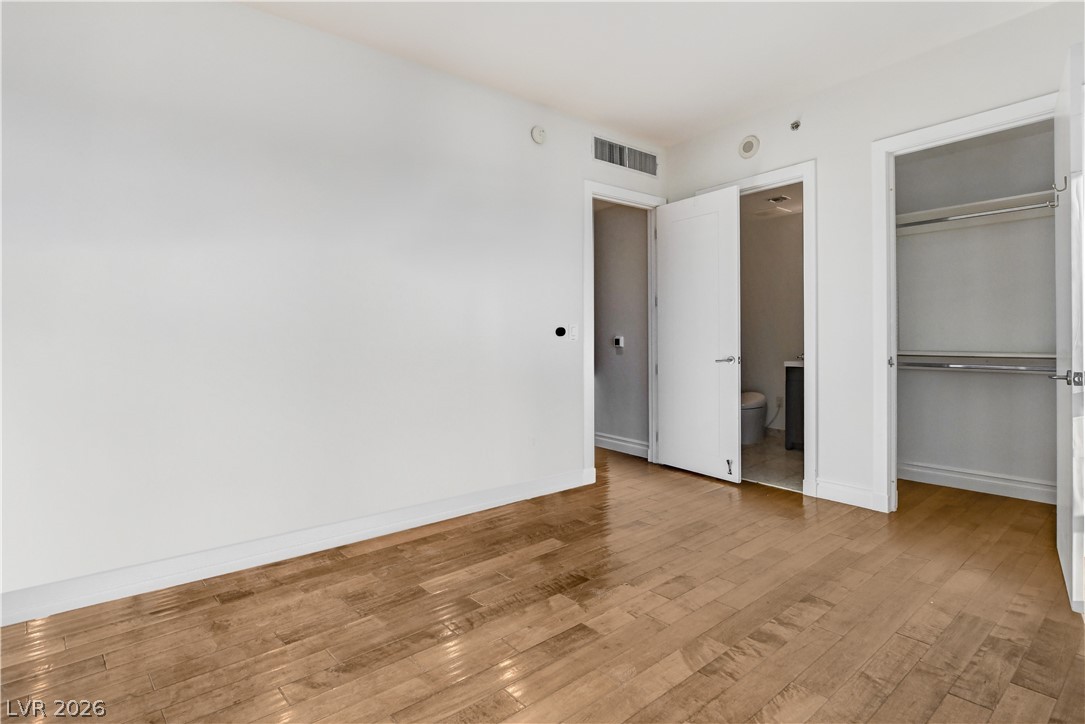 4575 Dean Martin Drive 1212 Las Vegas NV 89103