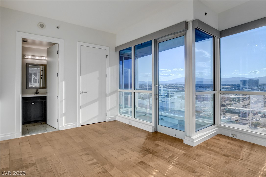 4575 Dean Martin Drive 1212 Las Vegas NV 89103