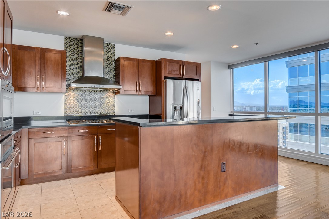 4575 Dean Martin Drive 1212 Las Vegas NV 89103
