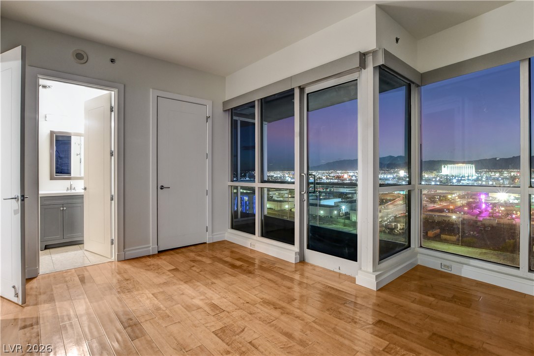 4575 Dean Martin Drive 1212 Las Vegas NV 89103