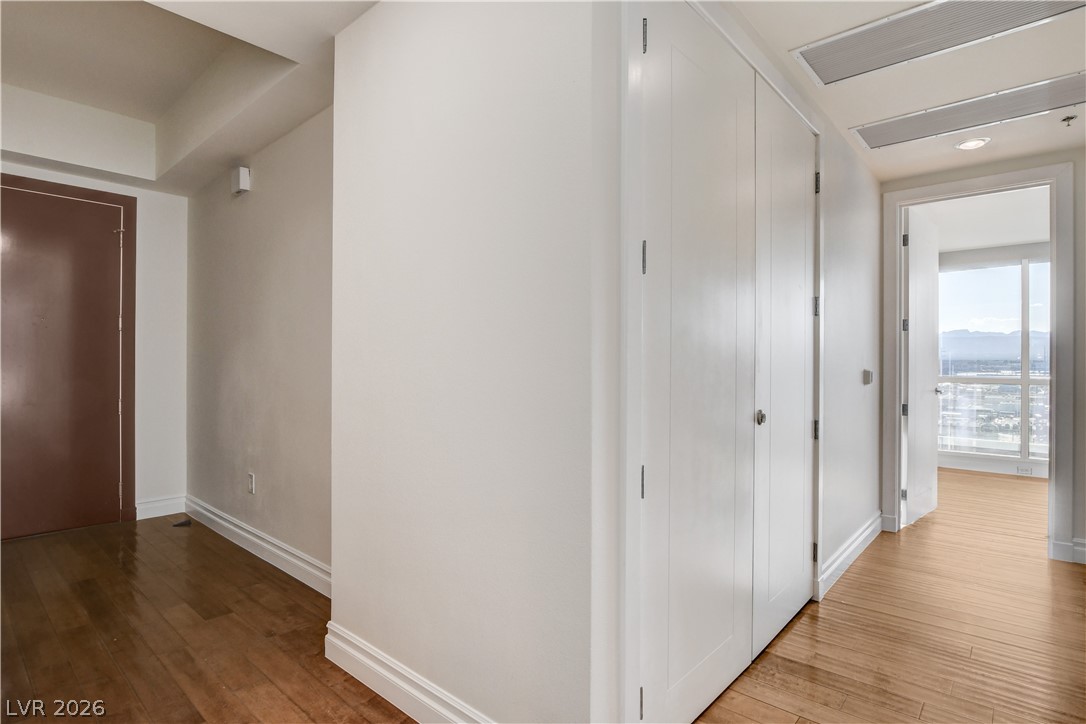 4575 Dean Martin Drive 1212 Las Vegas NV 89103