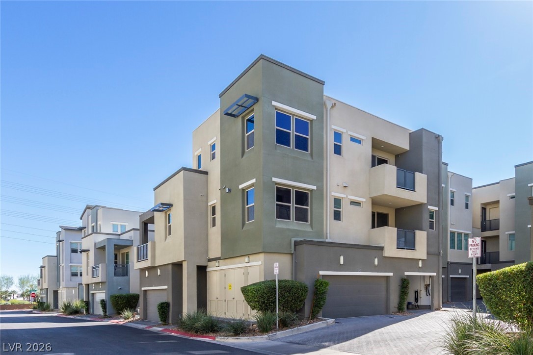 11257 Rainbow Peak Avenue 211 Las Vegas NV 89135
