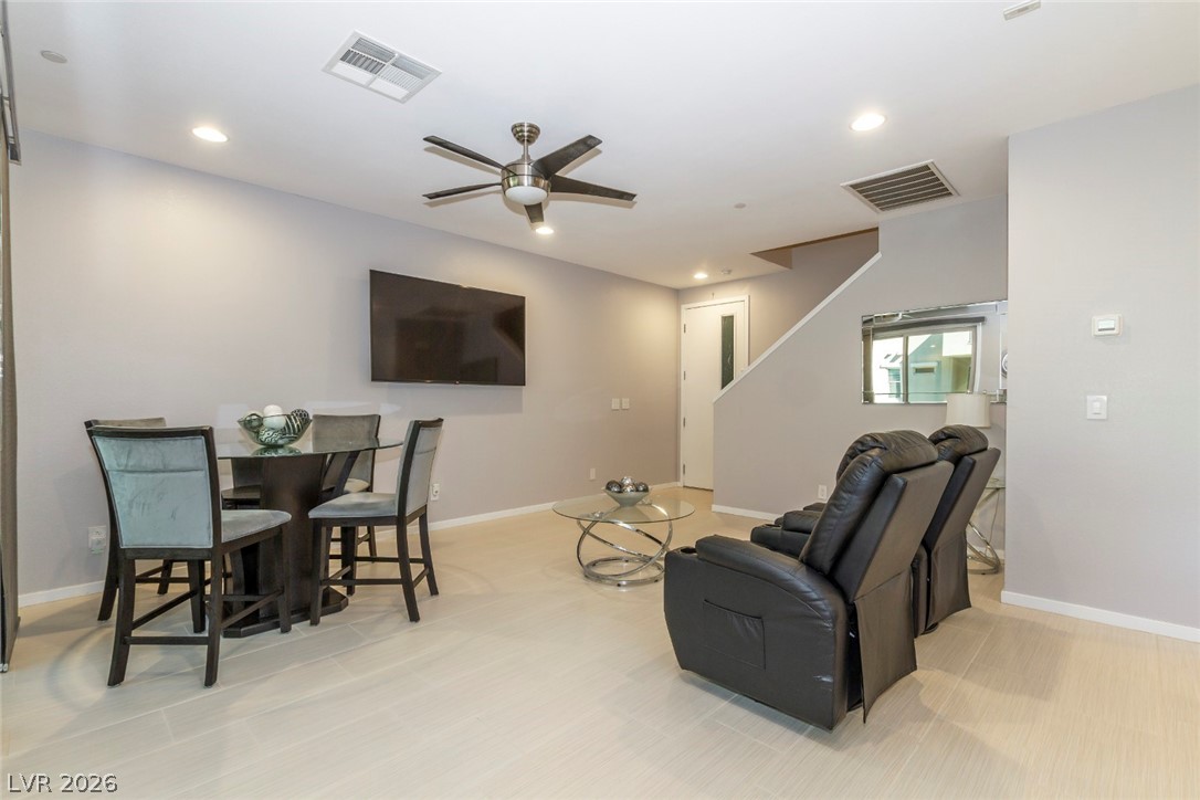 11257 Rainbow Peak Avenue 211 Las Vegas NV 89135